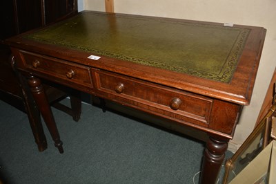 Lot 92 - Mahogany and green leather writing table 19th...