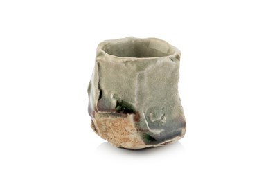 Lot 556 - Eddie Curtis (b.1953) Yunomi stoneware, with a...