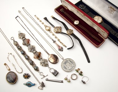 Lot 260 - Group of jewellery and watches to include: a...