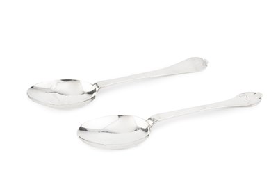 Lot A William & Mary silver trefid spoon, the...