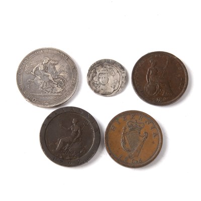 Lot 346 - Coins to include a George III silver crown...