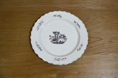 Lot 364 - Wedgwood late 18th Century, large creamware...