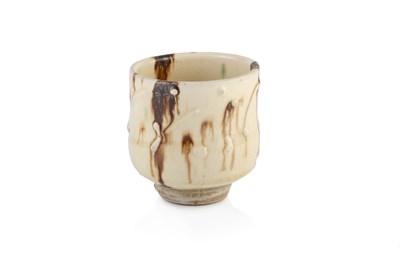 Lot 502 - Takeshi Yasuda (b.1943) Yunomi cream crackled...