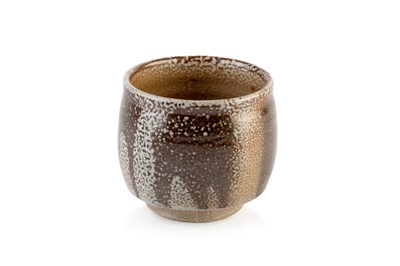 Lot 568 - Micki Schloessingk (b.1949) Tea bowl wood...