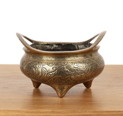 Lot 434 - Large bronze incense burner Chinese, 20th...