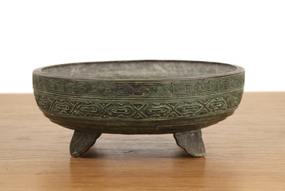 Lot 415 - Bronze dhou (food container) base Chinese...