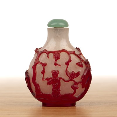 Lot 229 - Cameo snuff bottle Chinese, late 18th/19th...