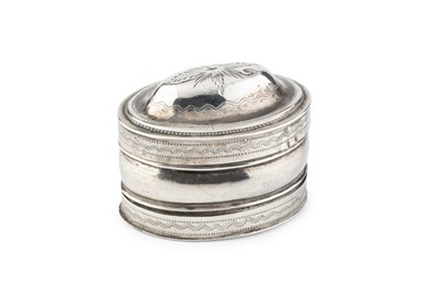 Lot 594 - A George III silver oval nutmeg grater, with...