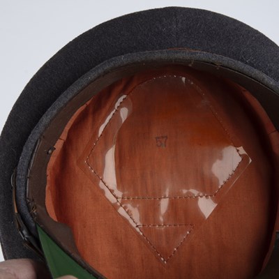 Lot 76 - A WWII German Luftwaffe signals visor cap, in...
