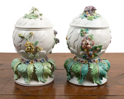 Lot 59 - A pair of Chantilly potpourri vases