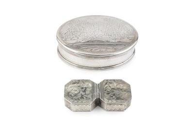 Lot 599 - A 19th century Continental silver double snuff...