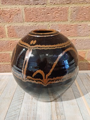 Lot 98 - David Frith (b.1943) at Brookhouse Pottery...