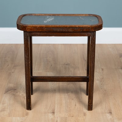 Lot 420 - An early 20th century small occasional table