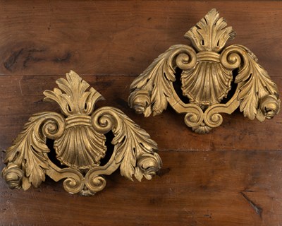 Lot 312 - A pair of 19th century giltwood carved brackets