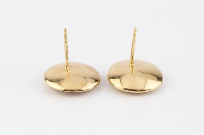 Lot 245 - A pair of 18ct gold ear studs by Tom Rucker,...