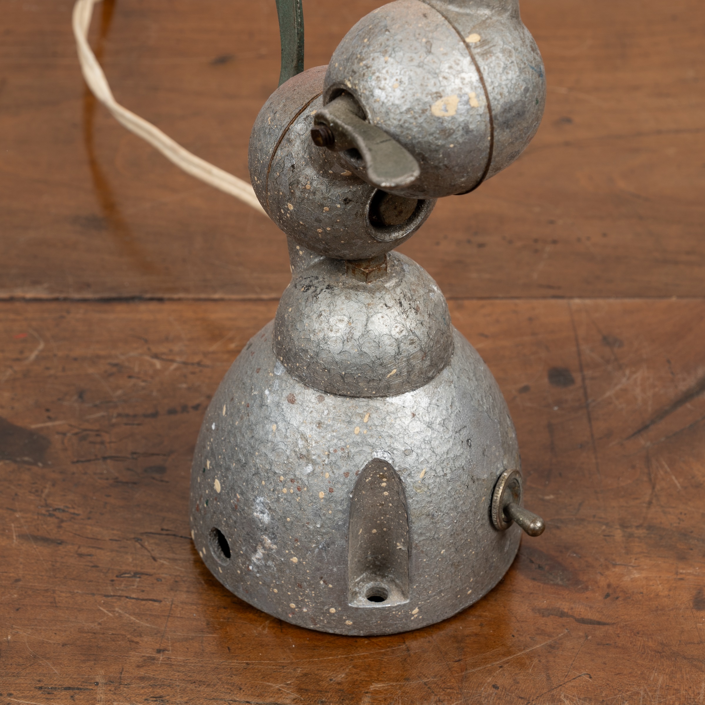 Lot 187 - An engineer's lamp