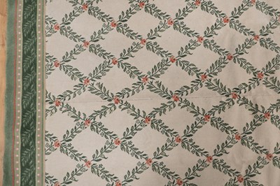 Lot 481 - A modern carpet