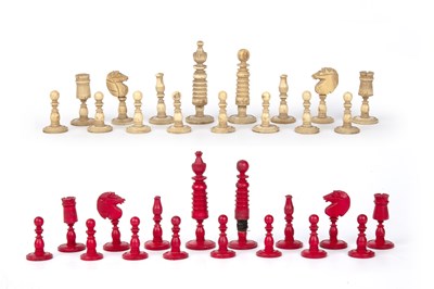 Lot 95 - A Victorian turned bone chess set the king 7cm...