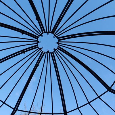 Lot 1449 - A circular arbour