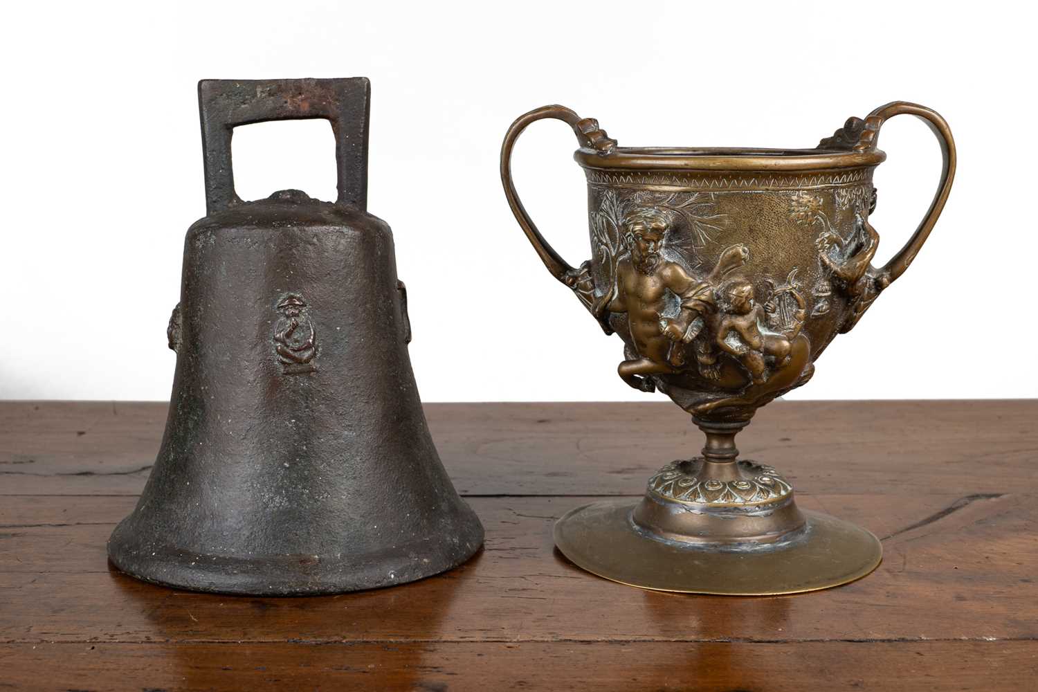 Lot 72 - Two items of metalware