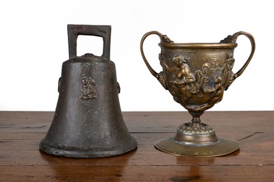 Lot 72 - Two items of metalware