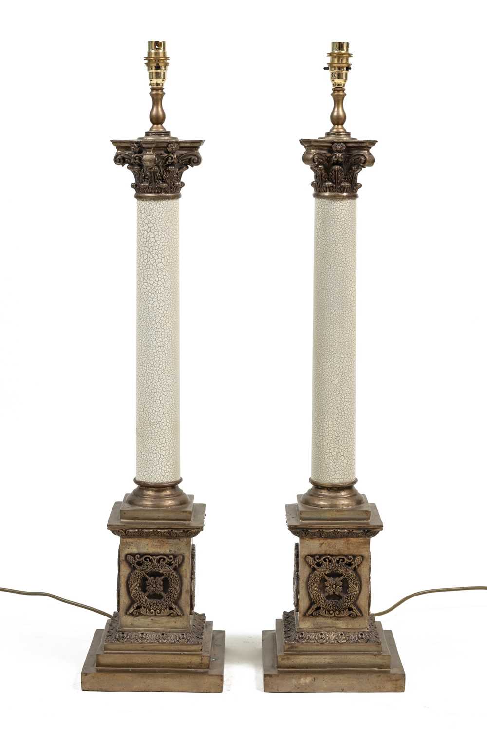 Lot 343 - A pair of table lamps