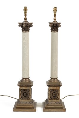 Lot 343 - A pair of table lamps