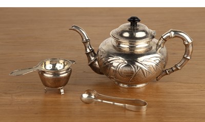 Lot 187 - Zeewo white metal/silver teapot Chinese,...