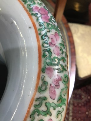 Lot 132 - A pair of 19th century Chinese canton vases,...