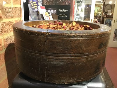 Lot 160 - An 18th century turned elm bowl, 30cm diameter