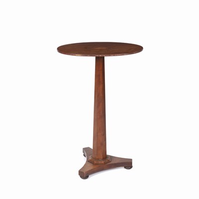 Lot 161 - An inlaid mahogany occasional table with...