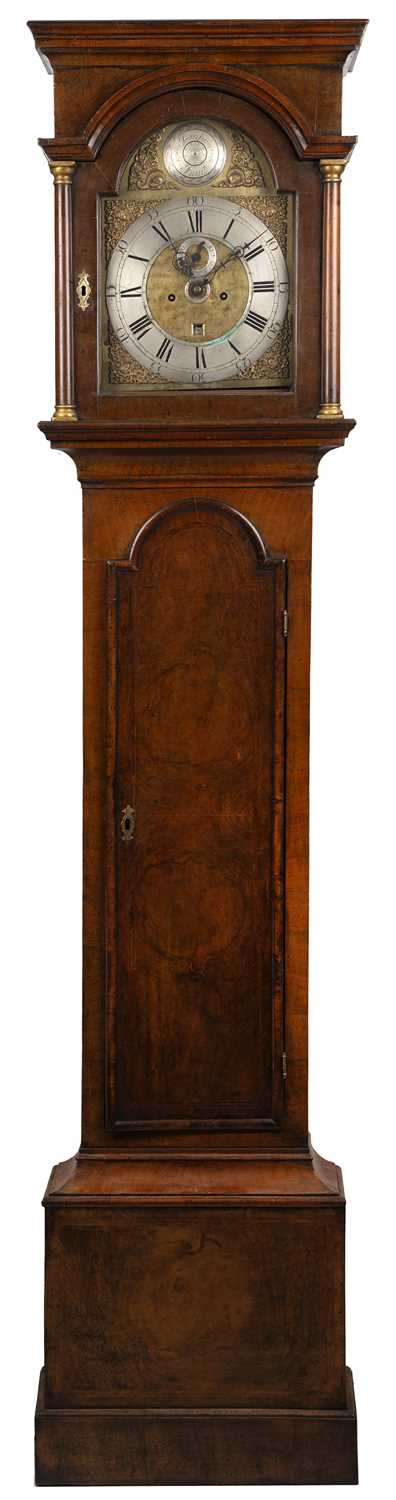 Lot 189 - An 18th century English walnut eight day...