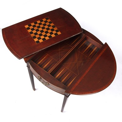 Lot 176 - A Sheraton games Pembroke table, with a chess...