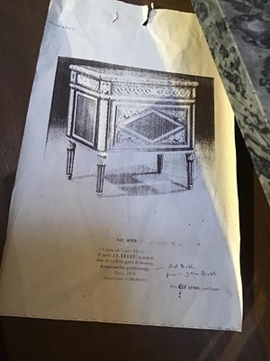 Lot 177 - A French Louis XVI style marquetry kingwood...