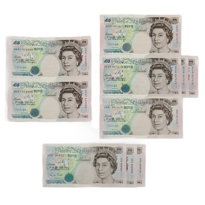 Lot 281 - A group of eight £5 Kentfield and Gill notes together with an uncut pair of Hong Kong cypher 1997 notes