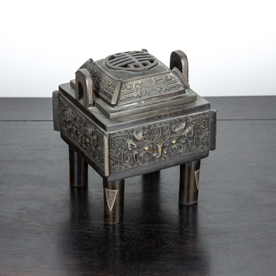 Lot 376A - Bronze censer/incense burner Chinese,...