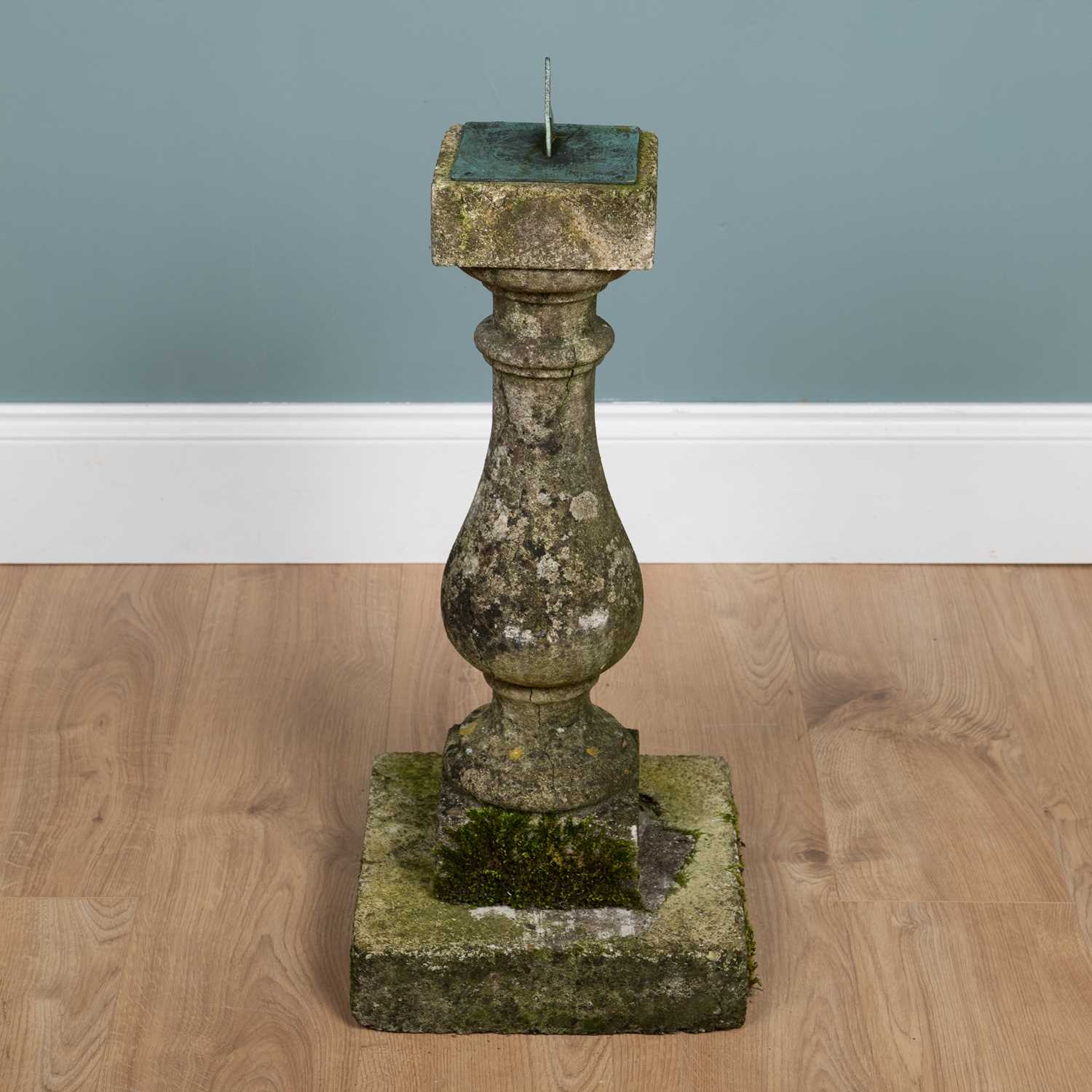Lot 1445 - A small cast reconstituted stone sundial