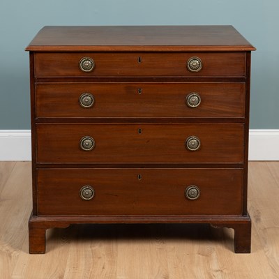 Lot 36 - A Regency mahogany chest of drawers