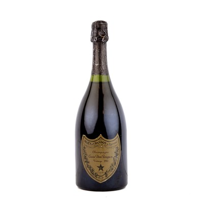 Lot 292 - A bottle of 1983 Dom Perignon Champagne