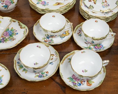Lot 515 - A Herend porcelain Queen Victoria tea service together with further items of Herend porcelain