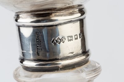 Lot 449 - A George V silver mounted novelty decanter and...