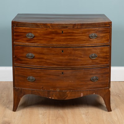 Lot 504 - A 19th century mahogany bow-fronted chest of drawers