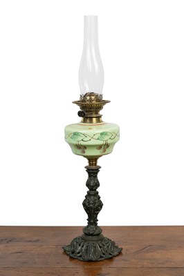 Lot 449 - An antique oil lamp