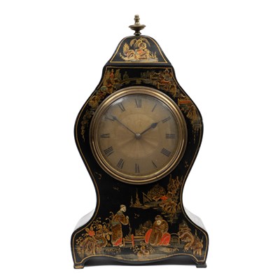 Lot 276 - A mid-20th century mantle timepiece