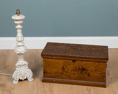 Lot 182 - A scumble-decorated pine box and an Italian ceramic table lamp