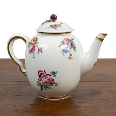 Lot 100 - An 18th century Sevres porcelain calabre teapot
