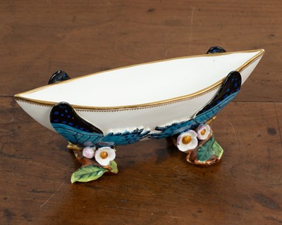 Lot 482 - A George Jones for Minton majolica dish