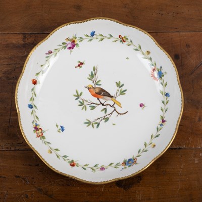 Lot 435 - A Loosdrecht ornithological dish