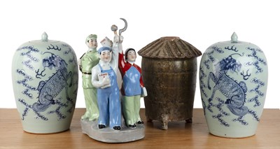 Lot 390 - Group of pieces Chinese, including a pair of...