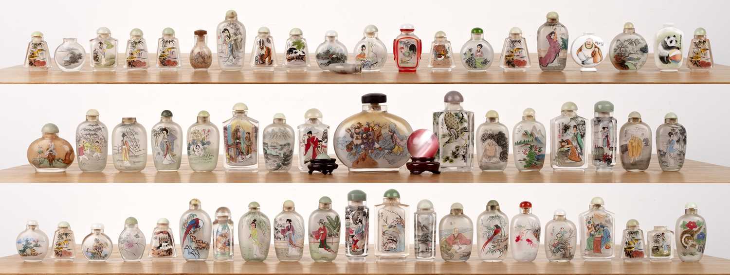 Lot 279 - Large collection of snuff bottles Chinese,...